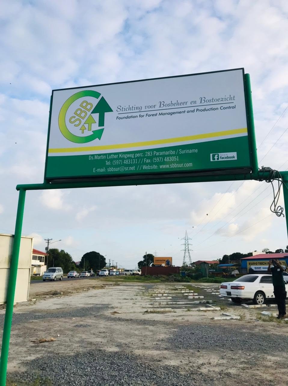 Verlichte reclamebak voor Stichting voor Bosbeheer en Bostoezicht